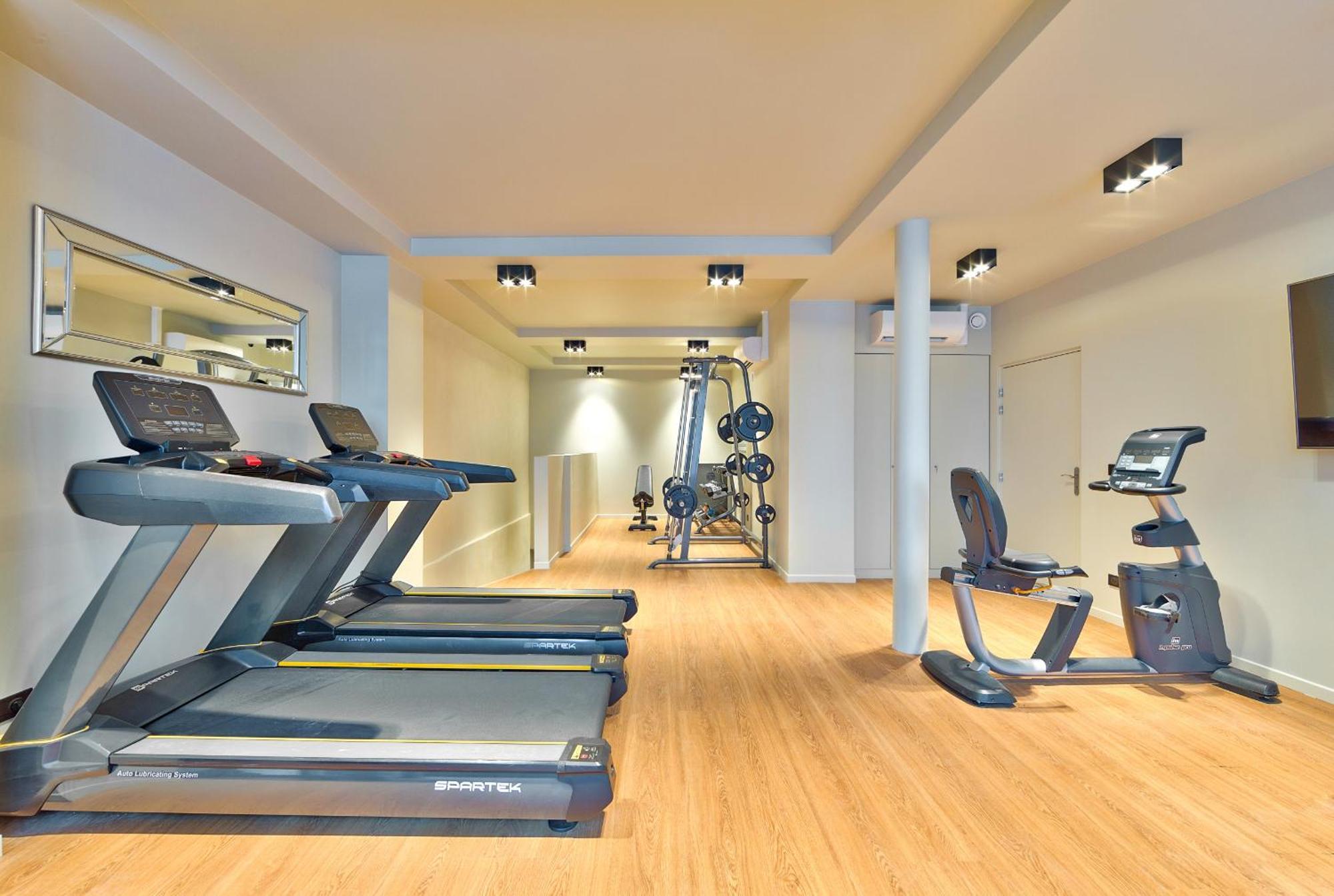 100 - Luxury 2 Bedroom - Beaubourg Marais Parijs