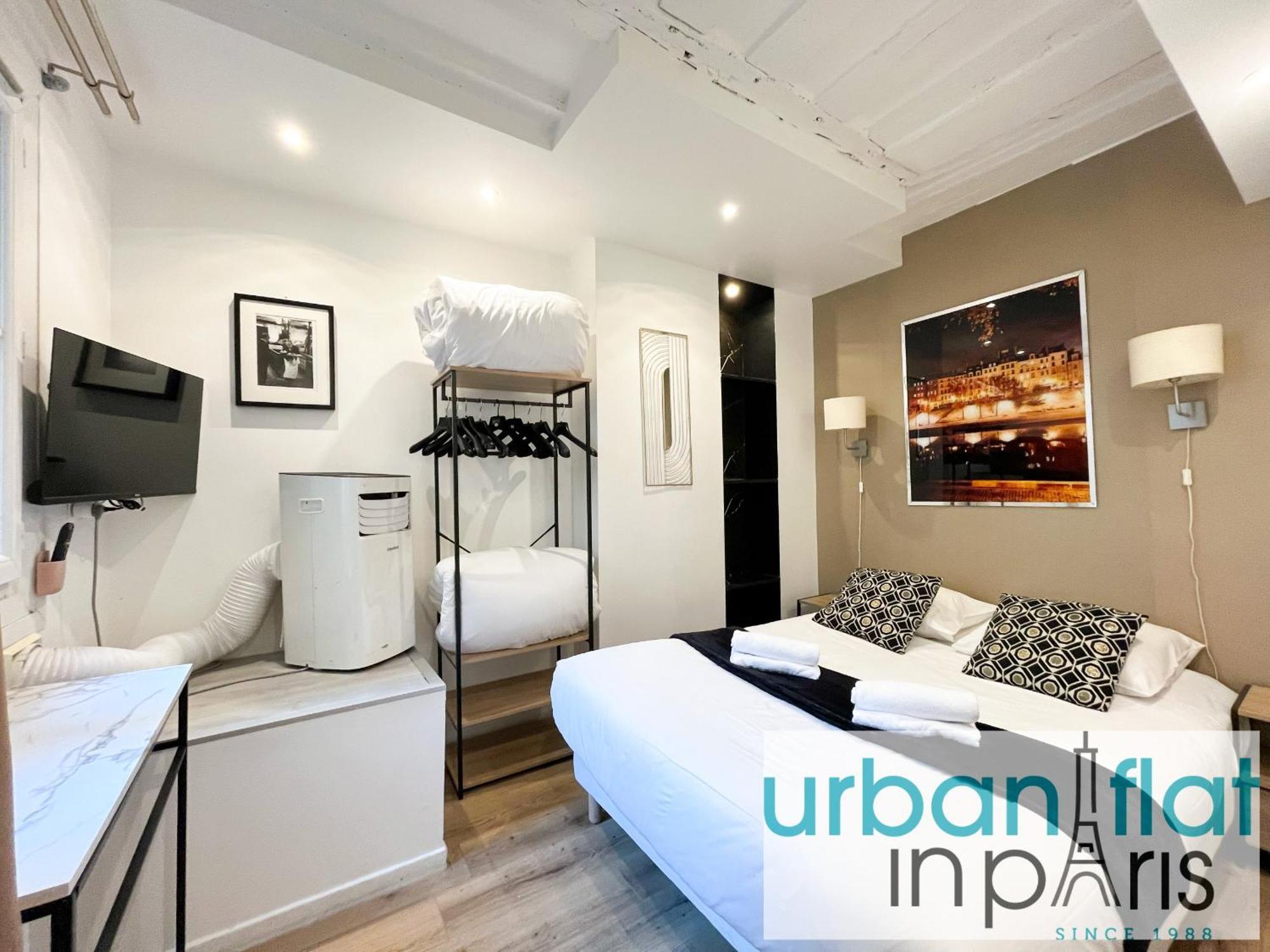 100 - Luxury 2 Bedroom - Beaubourg Marais Appartement Parijs